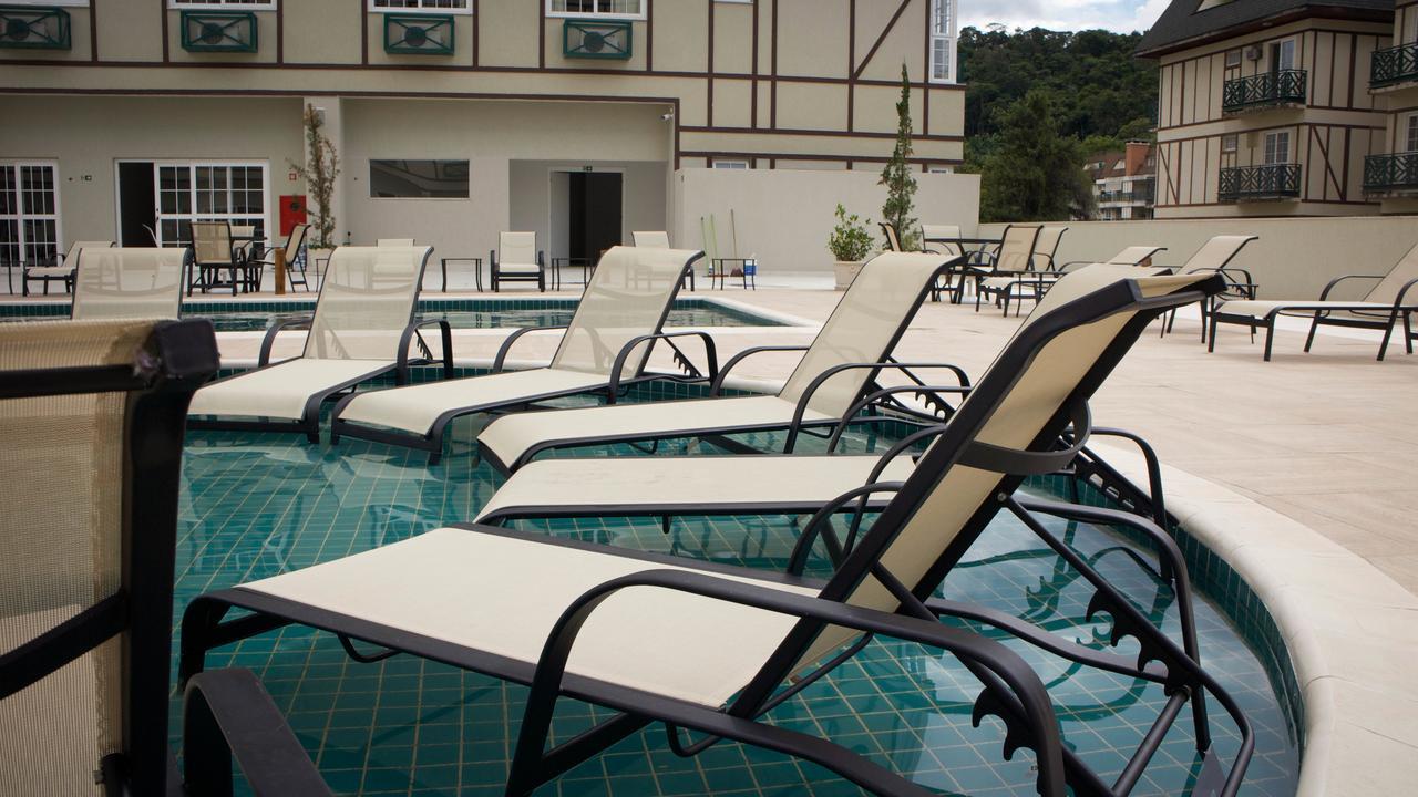 Quality Hotel Itaipava Posse  ภายนอก รูปภาพ
